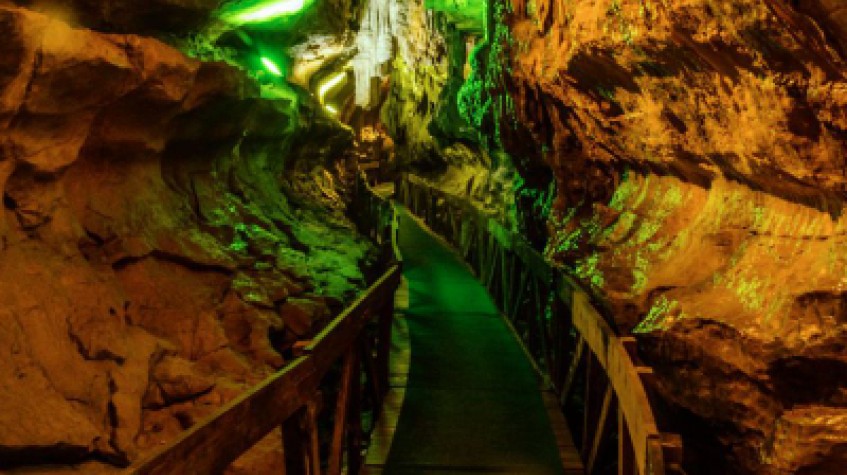 Hıdırnebi Highland and Çal Cave Full Days Adventure Tour