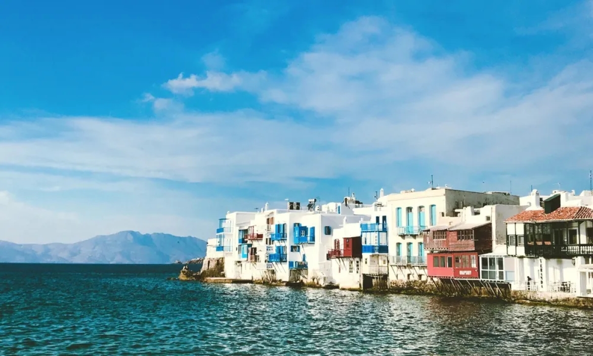 8 Days Athens- Mykonos-Santorini Tour