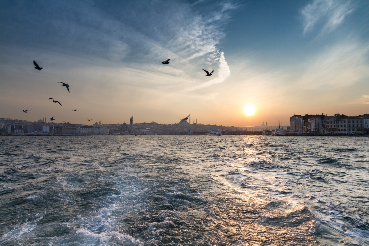 Bosphorus Sunset Cruise by Private Yacht