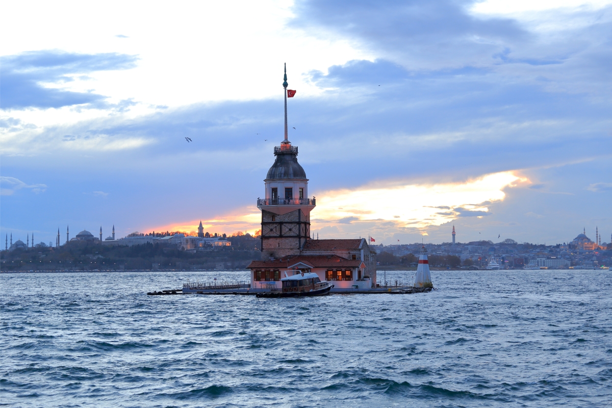 Sunset Cruise Bosphorus by Private Yacht