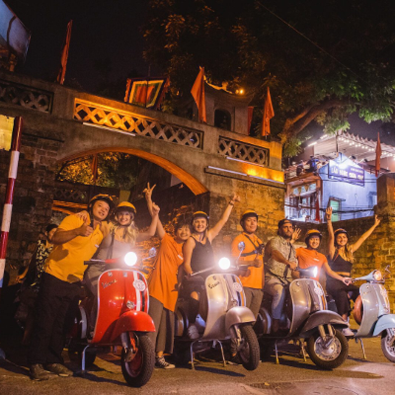 Hanoi By Night Foodie Motorbike Tour
