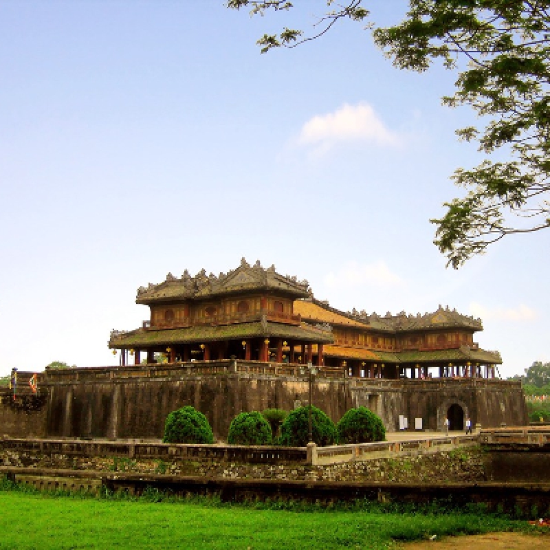 Hue Imperial City & Hai Van Pass Day Tour from Hoi An - Small Group