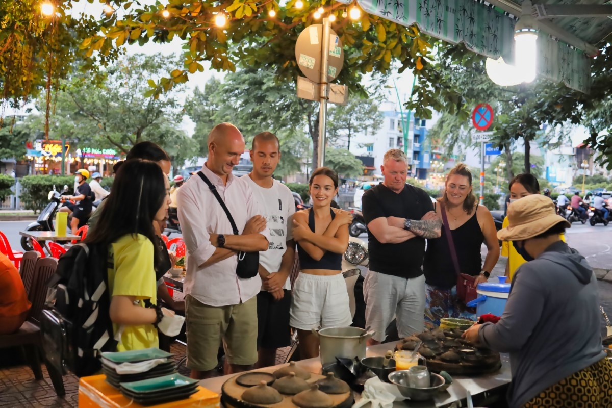 Explore Hidden Gems of Saigon Local Foods Culture Streets Bike Tour
