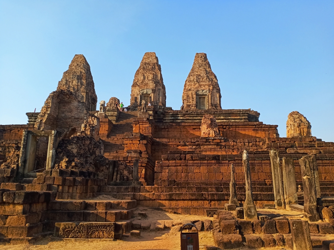 Private Classic Ancient Temple Trip with Five Days