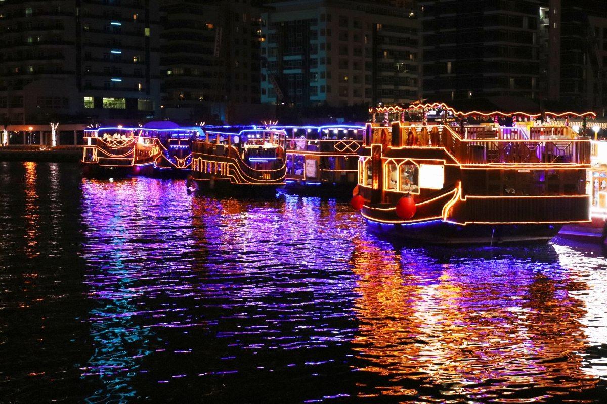 Dubai Dhow Cruise Marina With Dinner Buffet and Live Entertainment