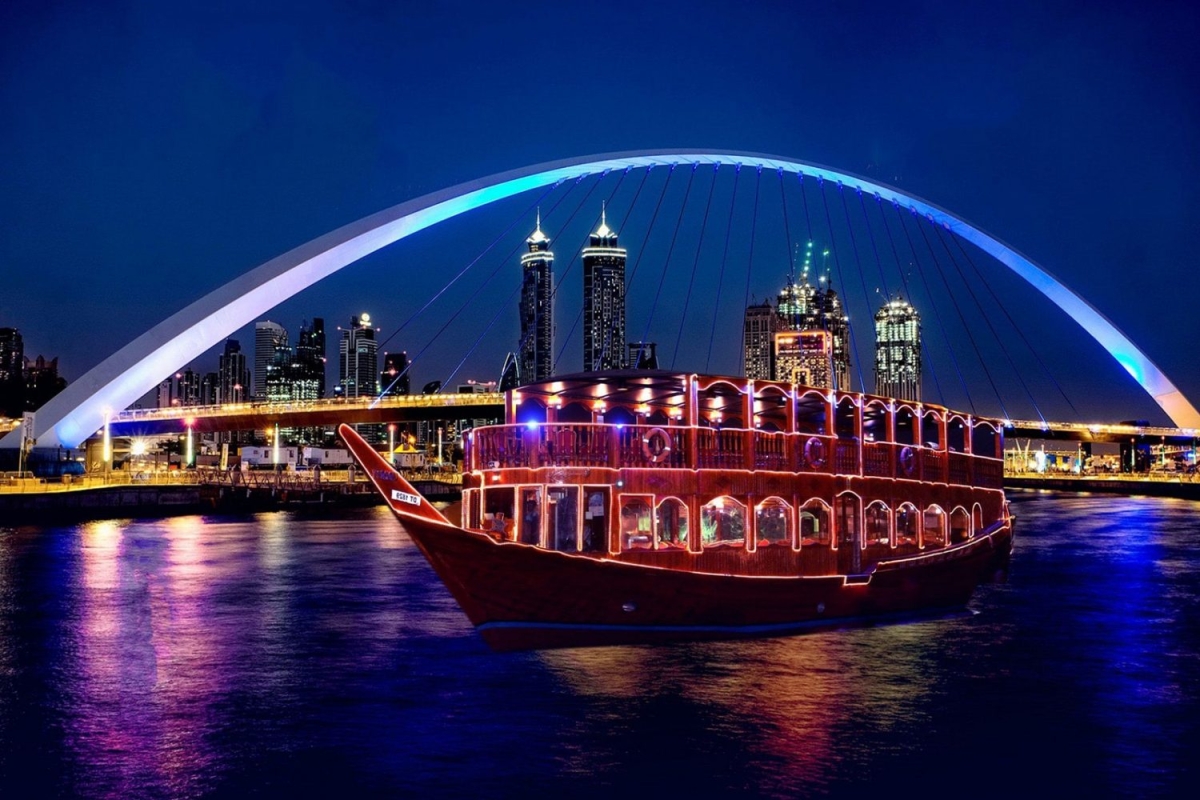 Dubai: 7 Days Delight Package with Hotel Transfers