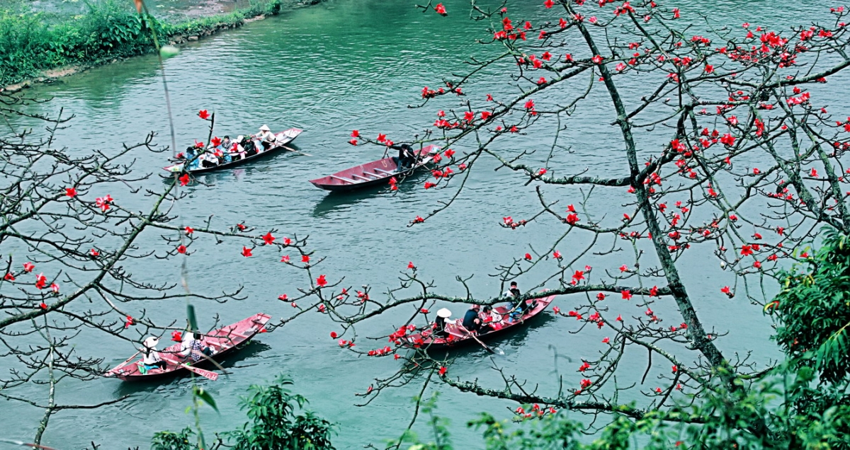 BUDDHISM PILGRIMAGE – PERFUME PAGODA JOINING TOUR