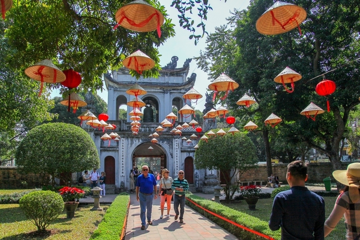 9 Days Northern Vietnam: From the Mountain to the Bay