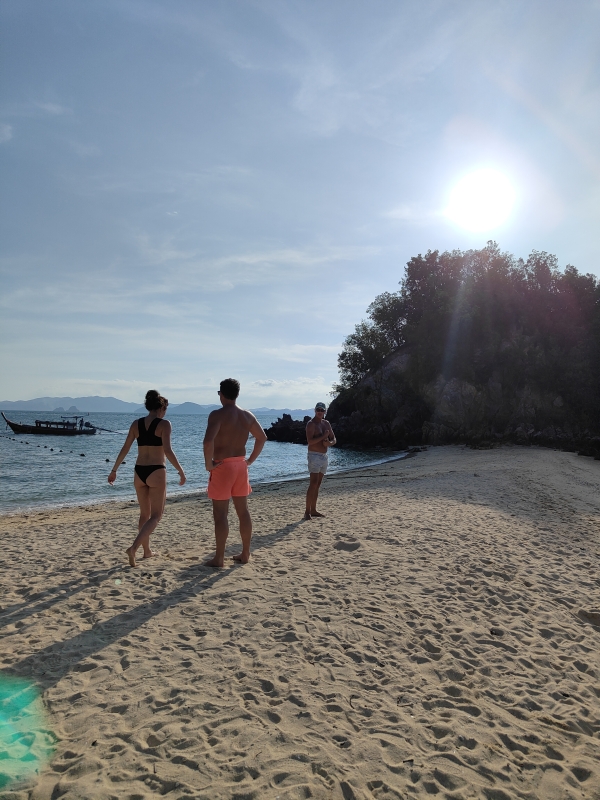 Yoga Sailing in Thailand