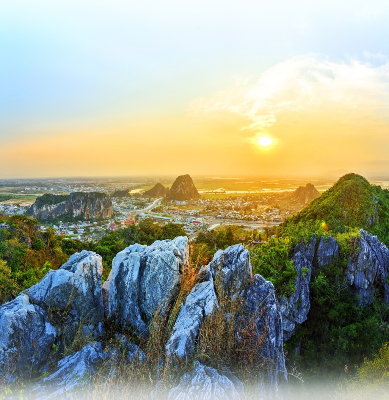 MARBLE MOUNTAINS - MONKEY MOUNTAIN – AM PHU CAVE MORNING TOUR