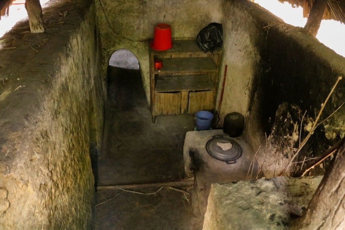 CU CHI TUNNELS HALF-DAY DELUXE TOUR