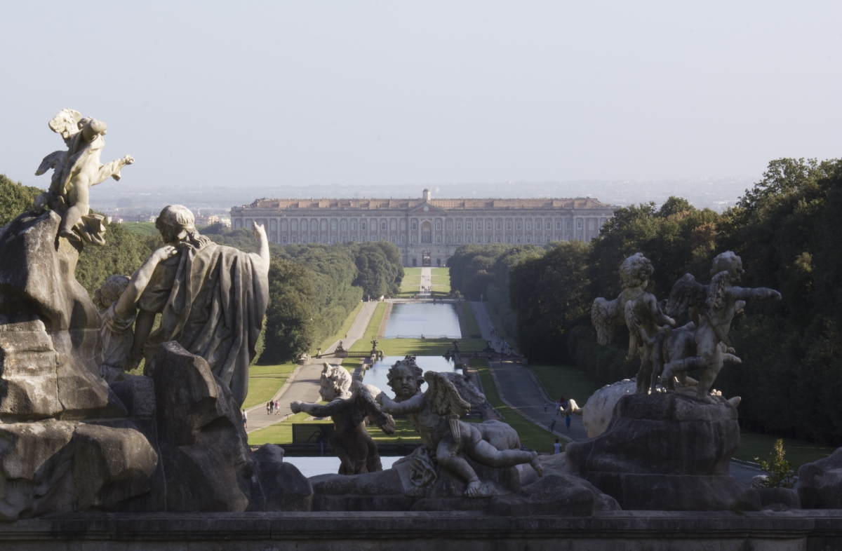 Caserta Royal Palace guided walking tour  - Shared tour