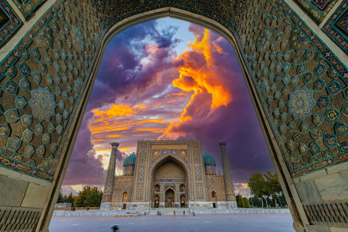Echoes of the Silk Road: 7-Day Uzbekistan Tour