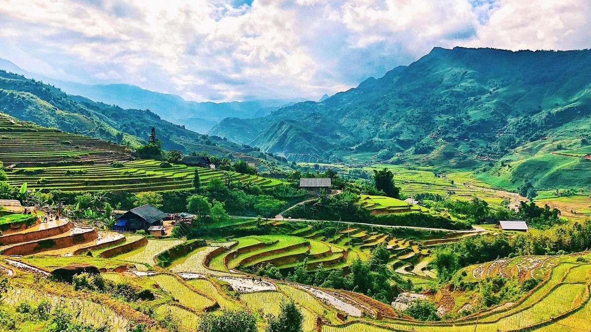 Sapa 3 Days 2 Nights from Hanoi - Overnight in Hotel & Ta Van Village