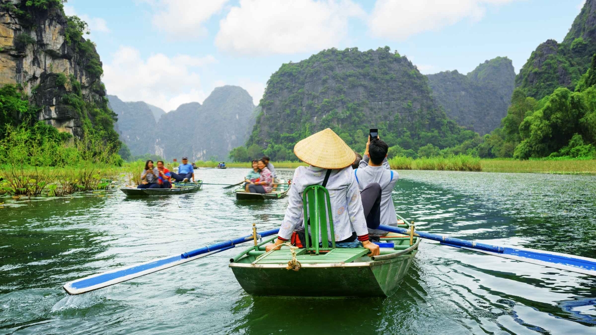 Hoa Lu - Tam Coc 1 day tour from Hanoi