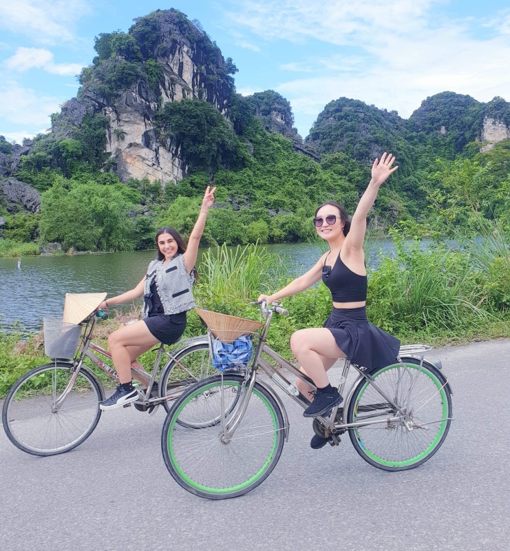 Hoa Lu - Trang An 1 day tour from Hanoi