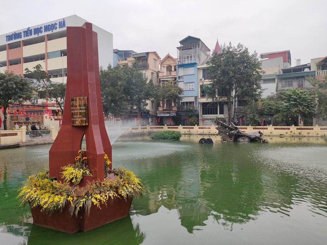 Jeep tour Discovery Inside Hanoi