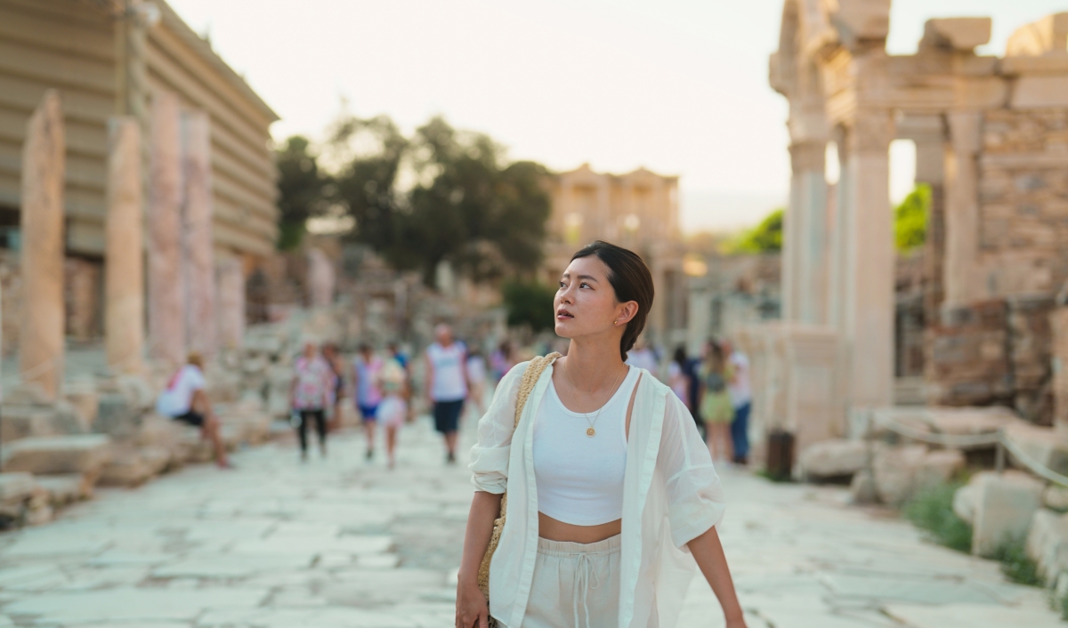 Kusadası Getaway: 2-Day Tour with Ephesus & Virgin Mary House