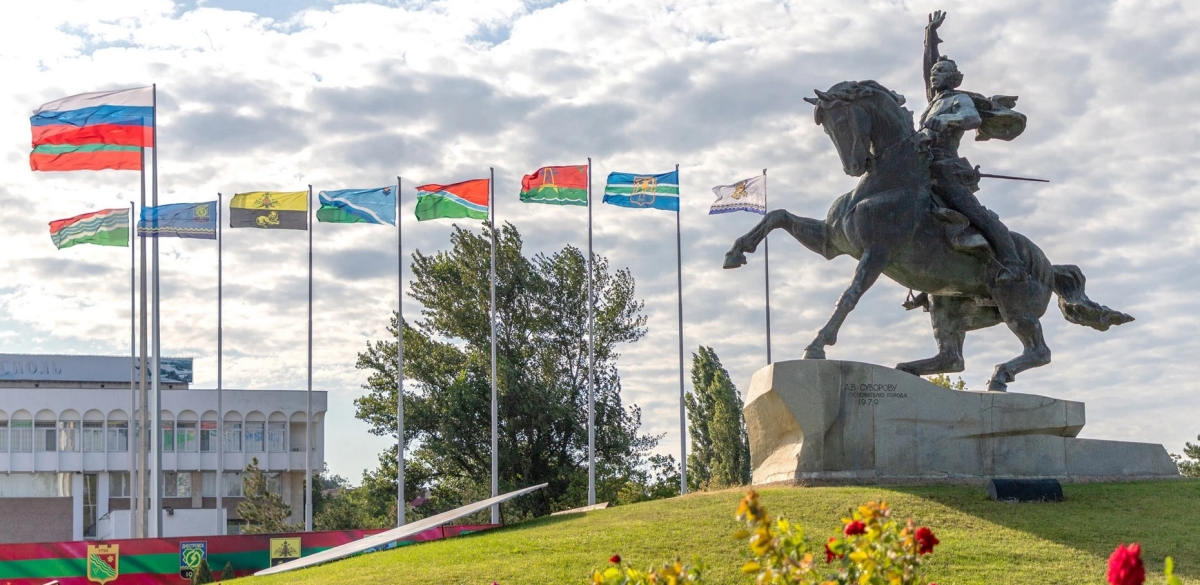 Daily Glory and War Tour