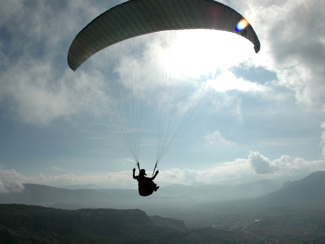 5 Days in Colombia: Unforgettable Medellín Fly High, Explore Deep – Culture, Nature & Adventure