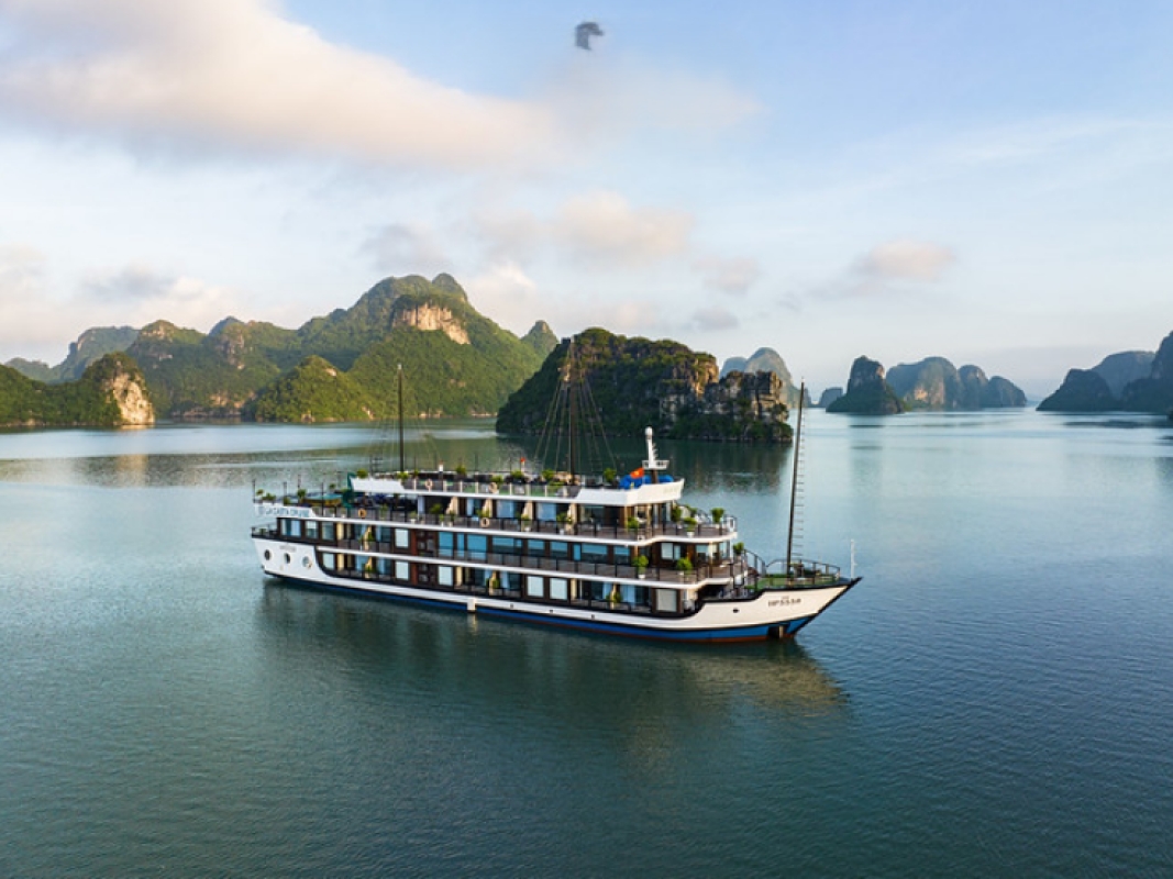 Ha Long - Lan Ha Bay 2 days 1 night with Cruise 5* from Hanoi