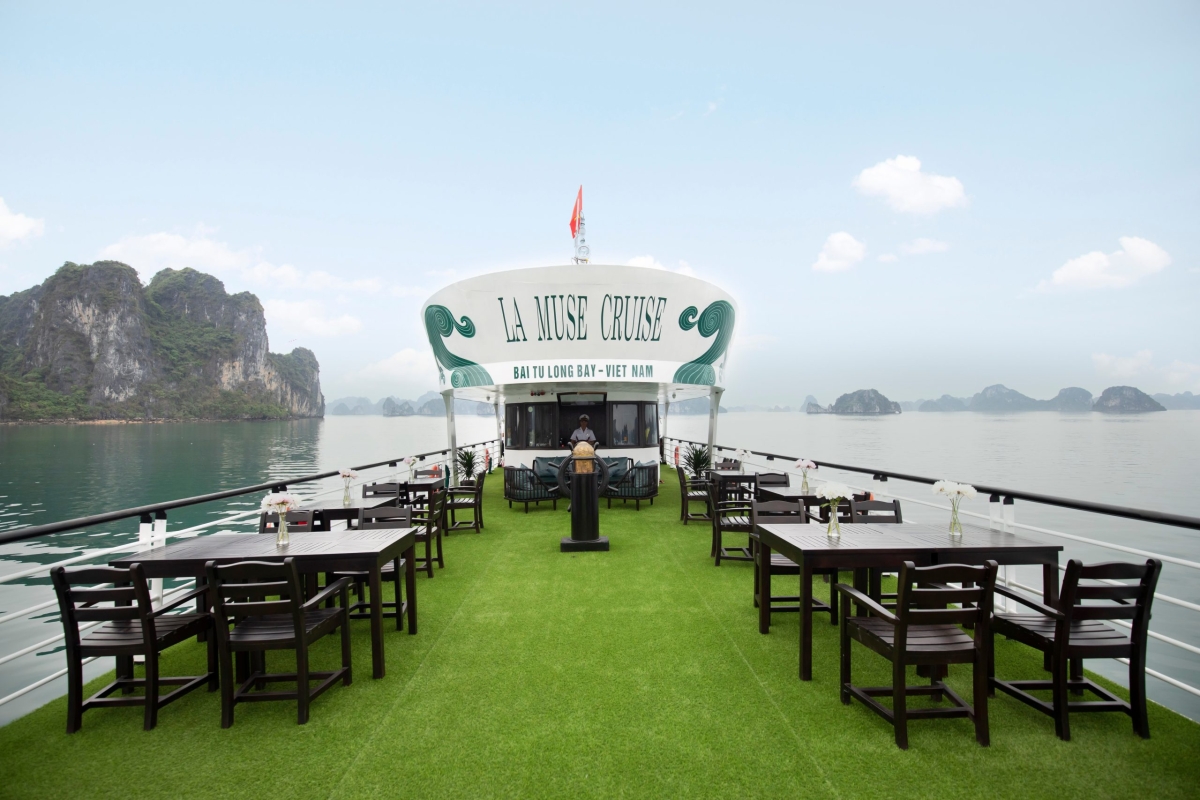 La Muse Cruise – 5.5-Hour Boutique Day Trip to Bai Tu Long Bay & Thien Canh Son By Sanna Tour