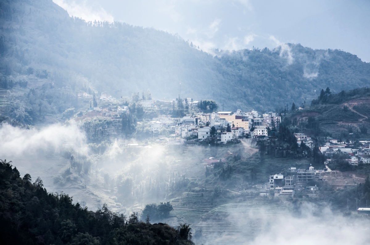 ITA Travel - Vietnam 10D/9N :  MILD ADVENTURE NORTH  -  OVERNIGHT TRAIN & TREKKING AT SAPA  