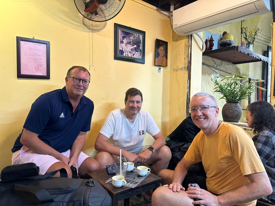 Hanoi Street Food Walking Tour: Explore and enjoy the local street foods in a slow way