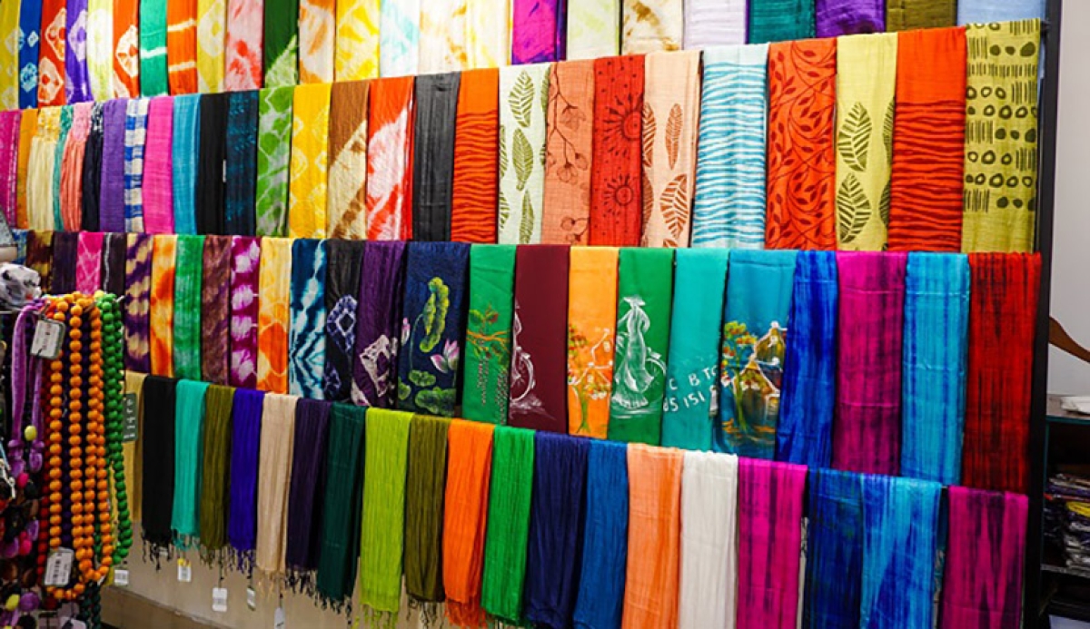 HOI AN SILK FARMING TOUR BY SANNA TOUR