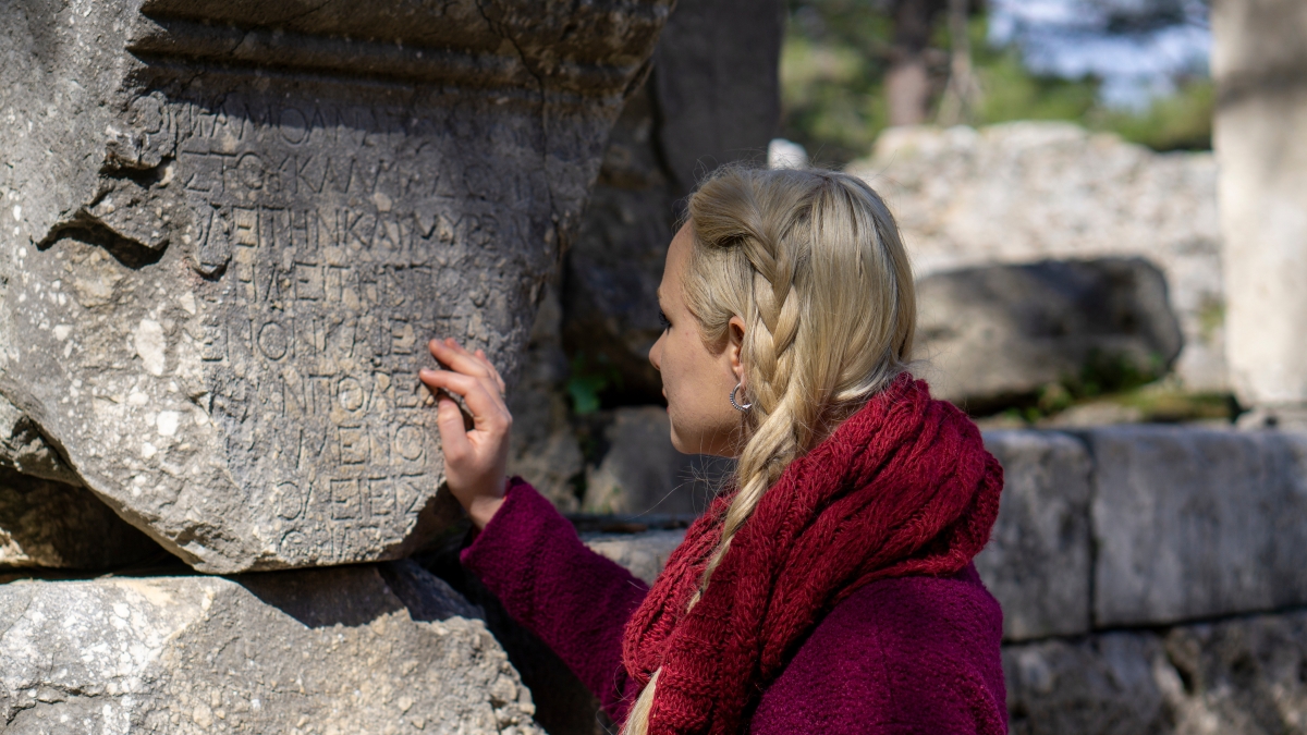 Daily Teos Ancient City & Sigacik Tour from Cesme