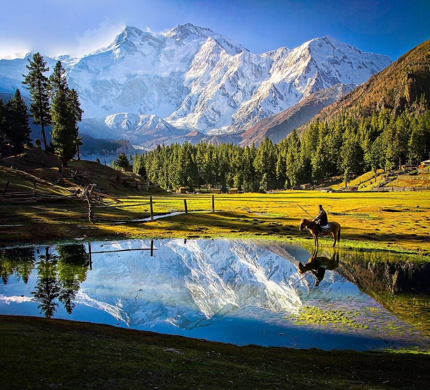1O Day Majestic North Pakistan Adventure (hunza, skardu and fairy meadows)