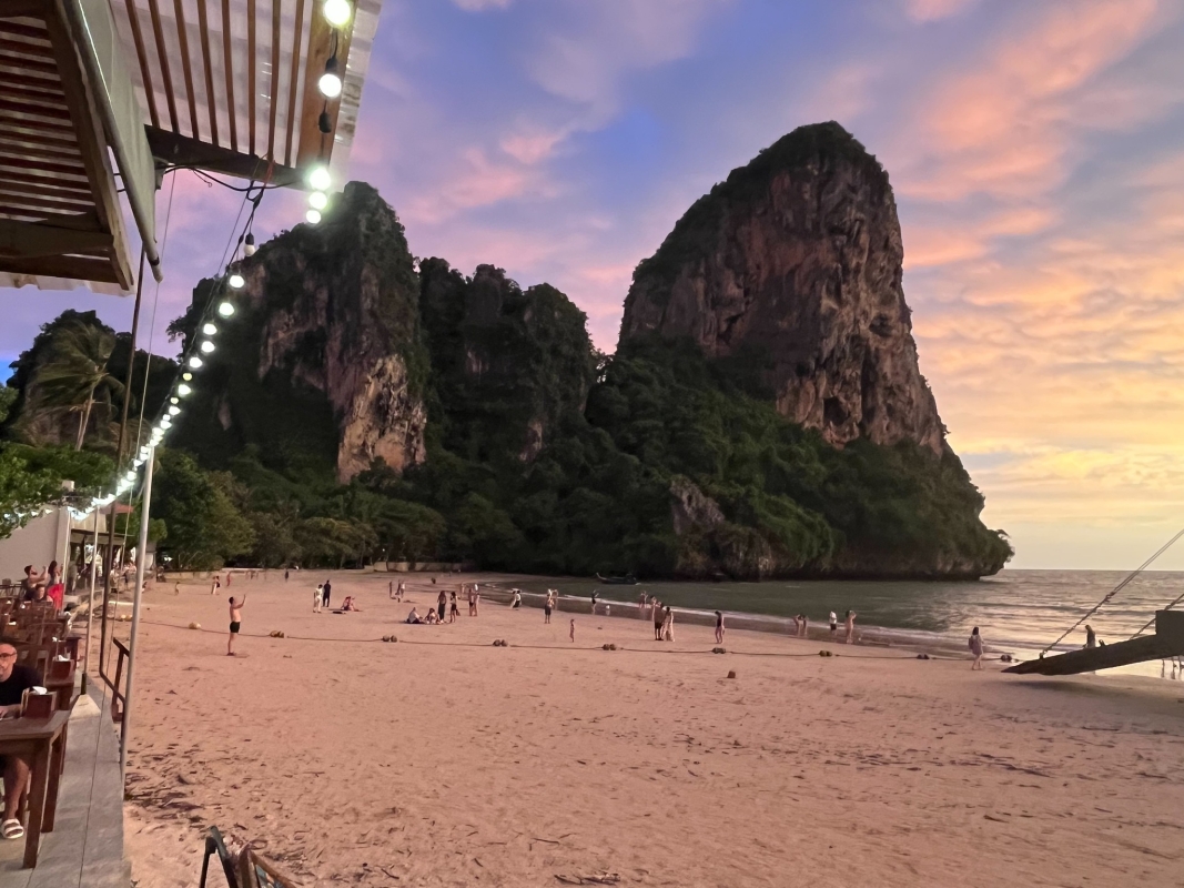 7 Islands Sunset with Bio Luminescent Swimming By Speed Boat