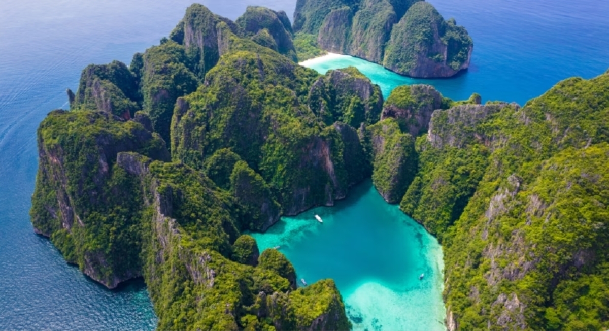 Phi Phi + Maya + Bamboo Island by Speedboat