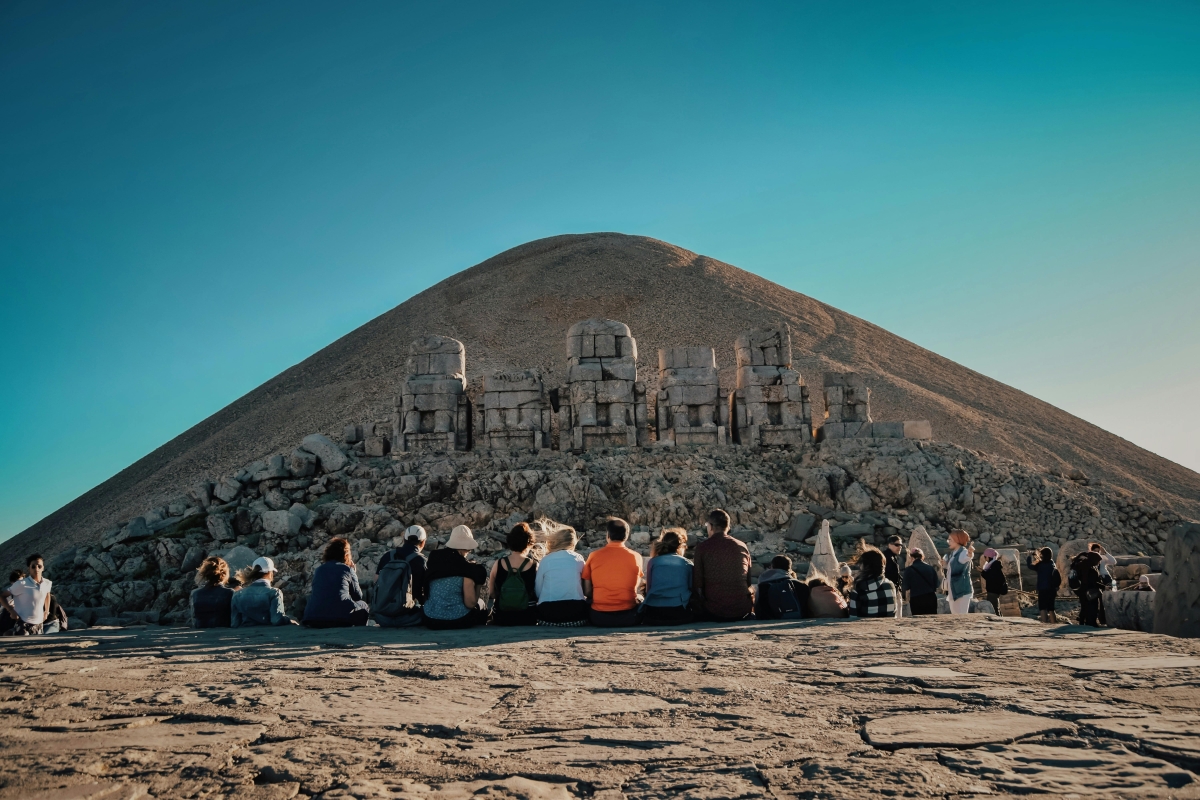 13 Day Eastern Turkey Heritage & Nature Discovery Tour: Göbeklitepe, Nemrut, Mardin, Van, Kars & Black Sea