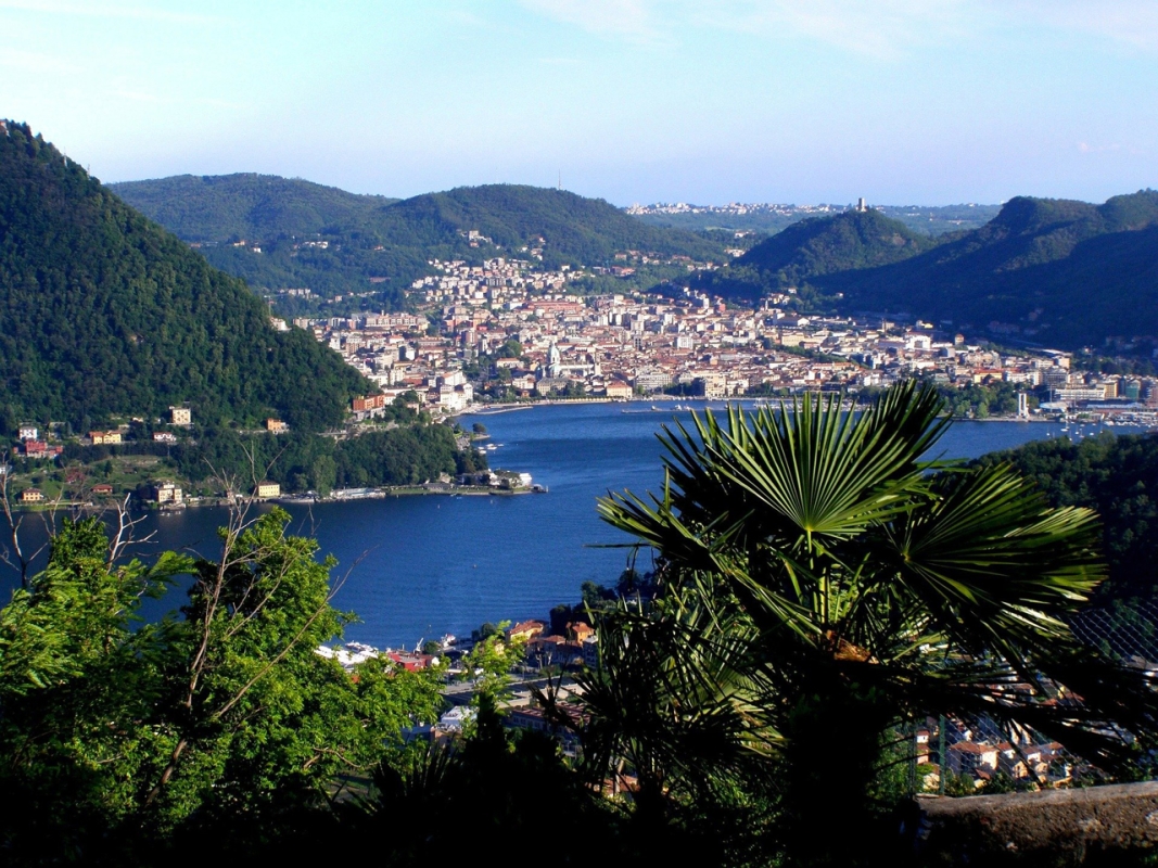 Day Excursion to Lake Como and Lugano from Milan