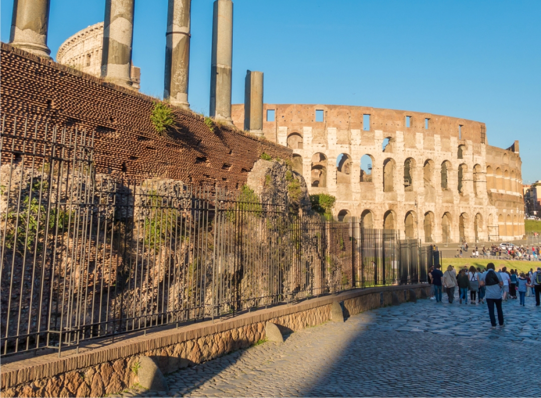 A day in Rome: Round trip train ticket from Milan to Rome & Rome Hop On Hop Off Tour