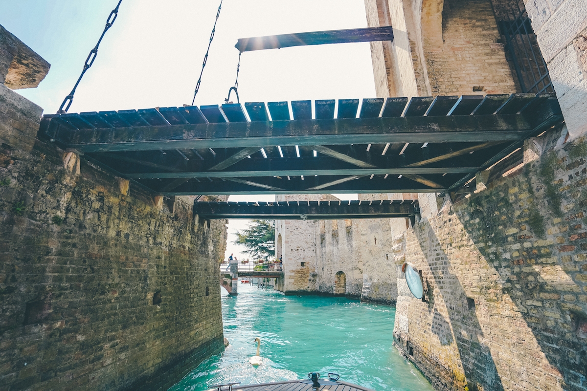 Sirmione and Lake Garda tour from Verona