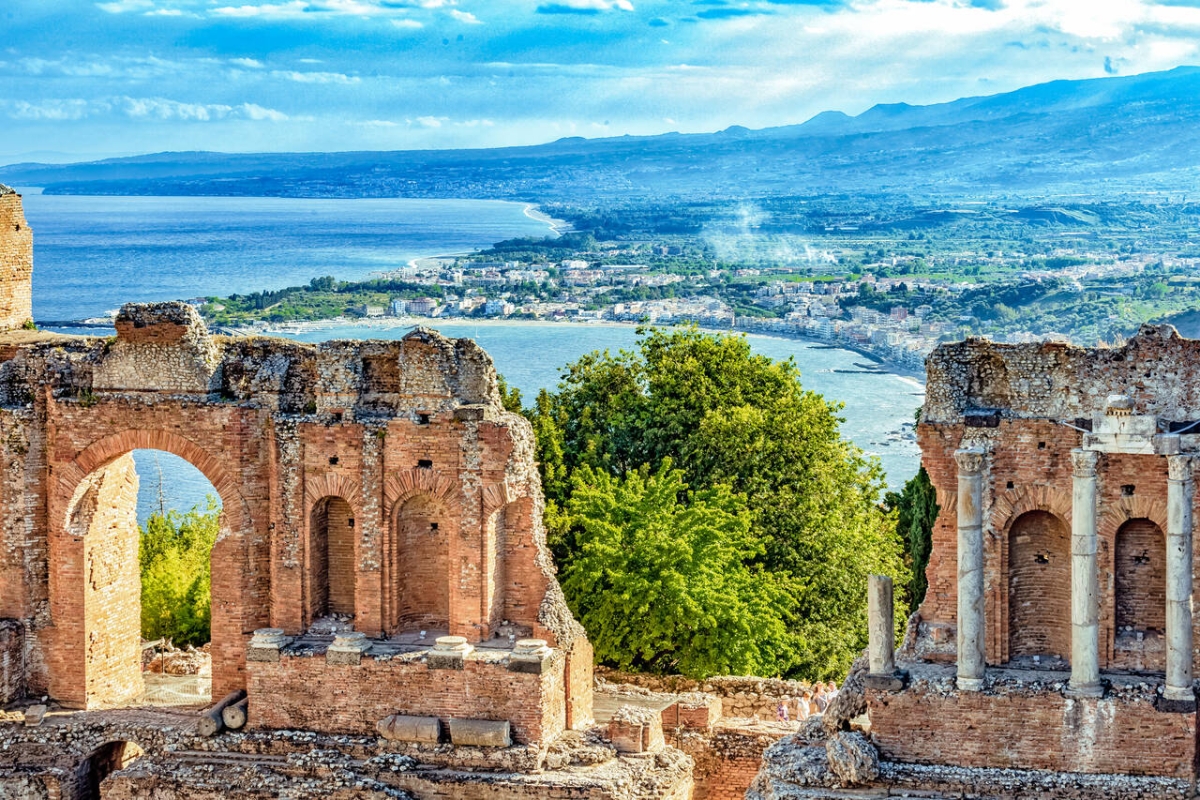 Ancient Theater of Taormina: Guided Tour