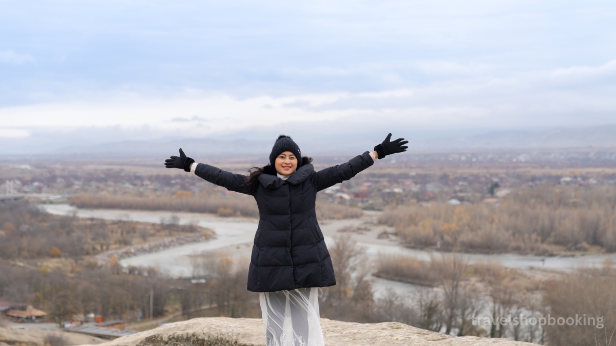 Ancient Caves & Old Capital City – Uplistsikhe & Mtskheta Day Tour