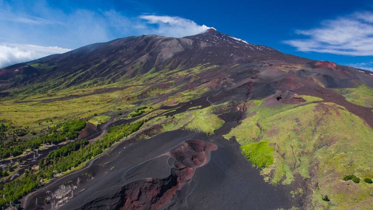 Excursion to Mount Etna and Taormina from Palermo