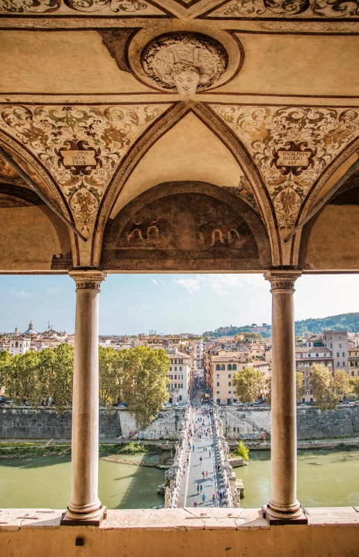 Disembark tour from Civitavecchia: Guided tour of Castel Sant'Angelo and Rome Hop-On Hop-Off