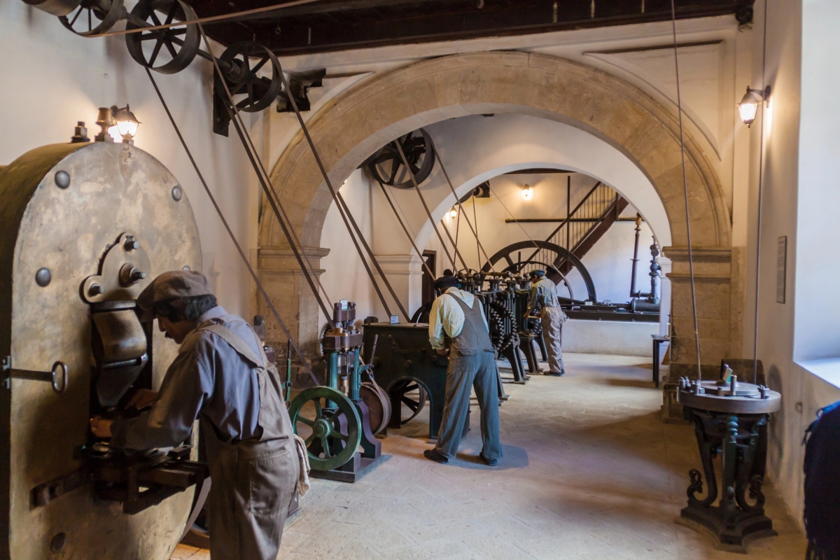 11 days essential Tourism: Living History, Ancestral Cultures, and Endless Landscapes