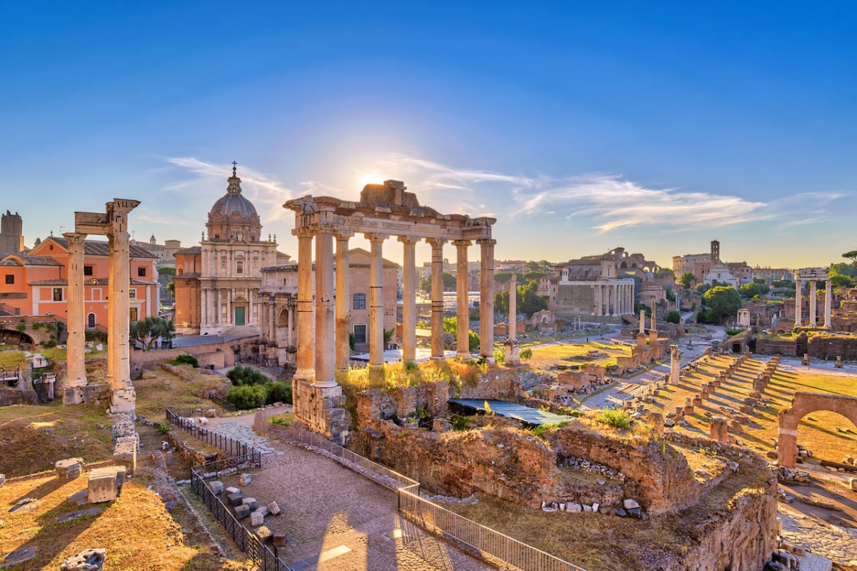 Explore Ancient Rome from Civitavecchia: Roman Forum and Rome Hop-On Hop-Off