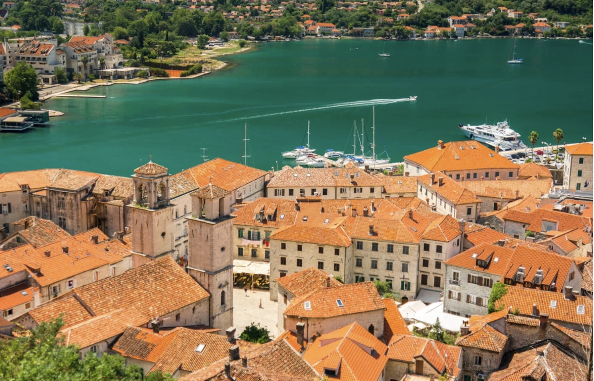 Kotor with food tastings: A walk through centuries