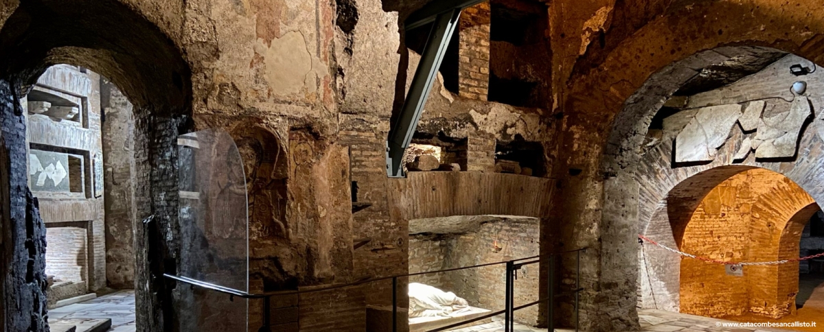 Guided tour of the Catacombs of Rome and Bones chapel entrance ticket