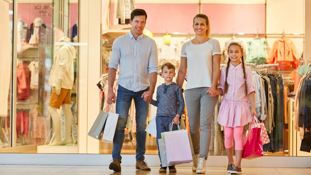 Prague Luxury Shopping Tour: Private Personal Shopping Experience