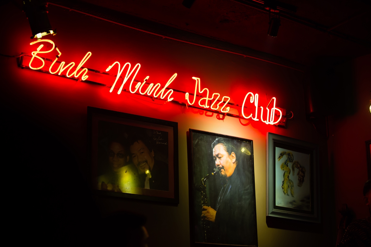 Private guided tour of Hanoi's street food and music scene