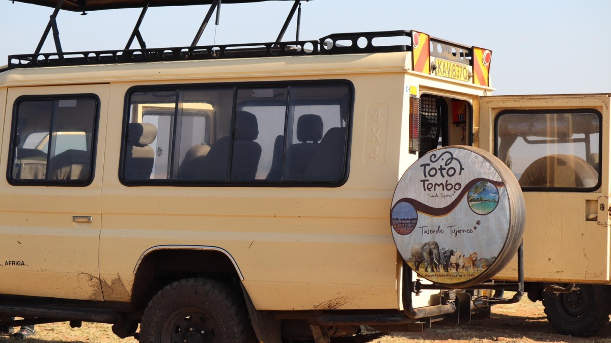 4 Days 3 Nights Explore the Magnificent of Masai Mara & Lake Nakuru National Park