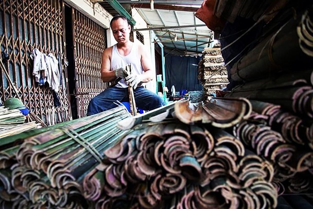 Handmade incense-making activity in local village from Hanoi