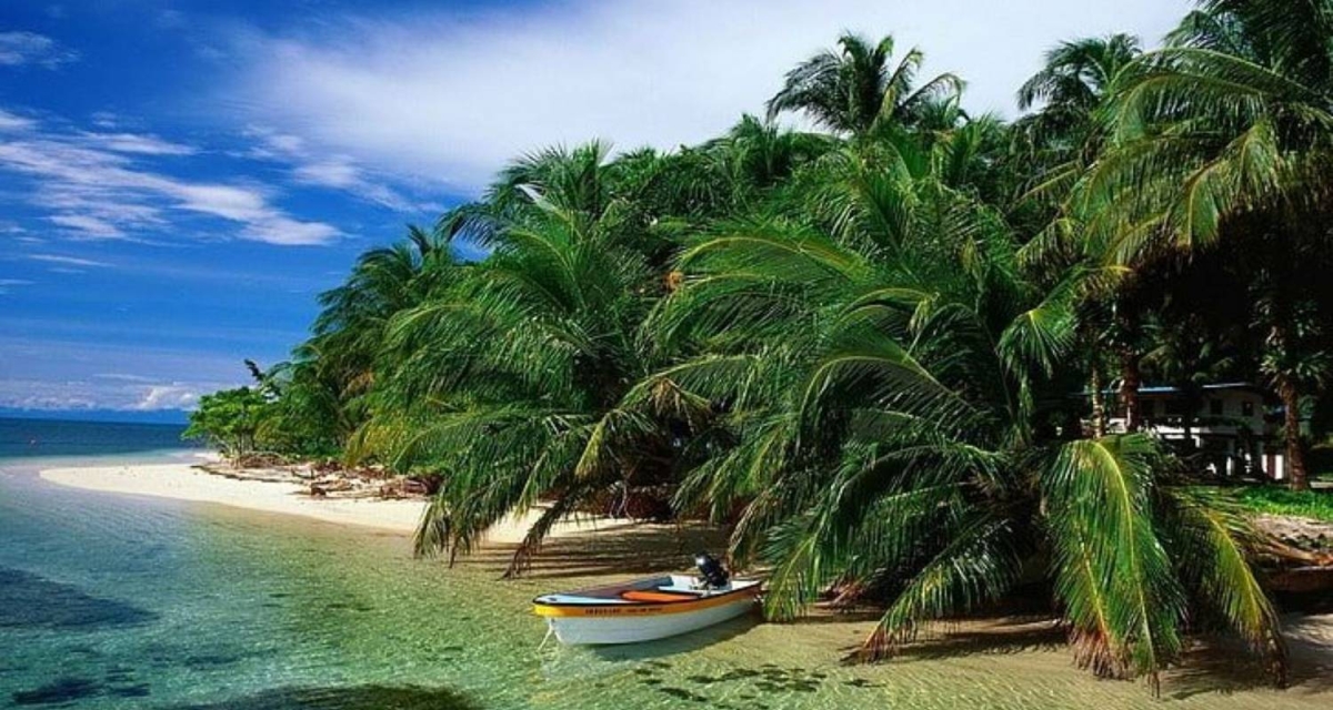 9 Days Across Panama: Culture, Mountains & Caribbean Paradise